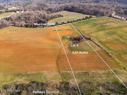 21075 Meadow Rd West Rd, Greenback, TN, 37742 | Card Image