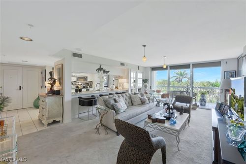 apt-303-6573 Marissa Loop, NAPLES, FL, 34108-8297 | Card Image