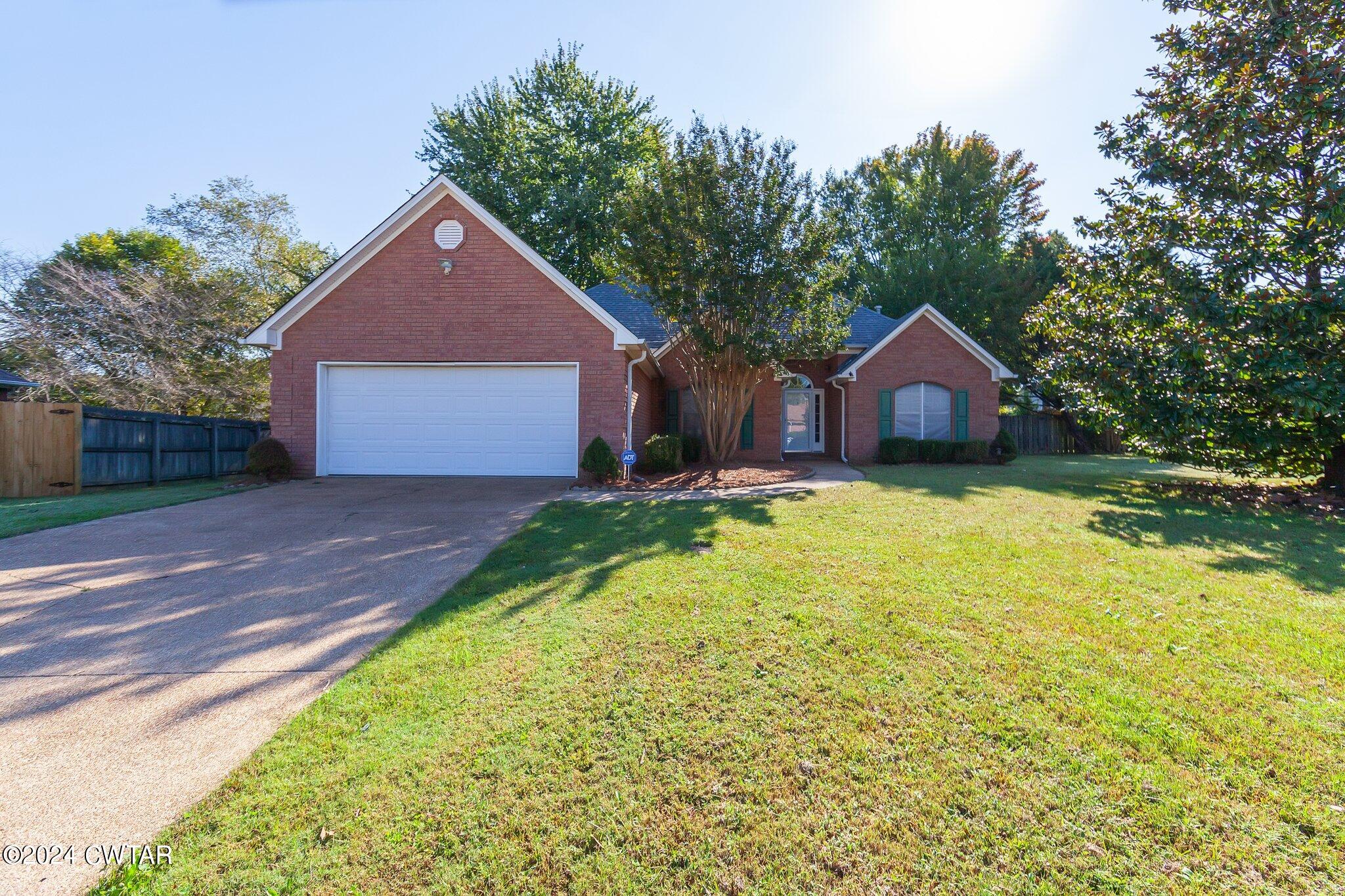 Richfield Cv, Jackson, TN 38305