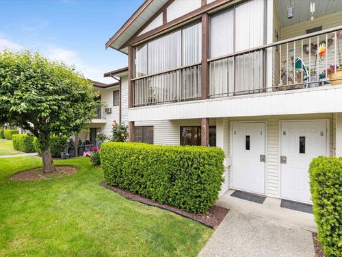 2-32718 Garibaldi Dr, Abbotsford, BC, V2T5T6 | Card Image