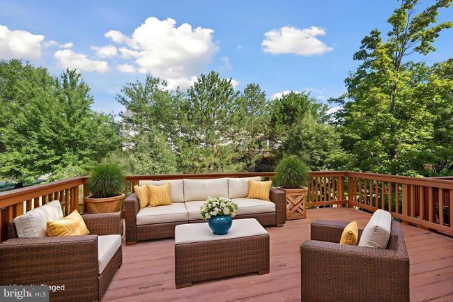 2441 Wheat Meadow Cir, Townhouse with 3 bedrooms, 4 bathrooms and null parking in HERNDON VA | Image 16