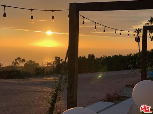 29910 Cuthbert Rd, Malibu, CA, 90265 | Card Image