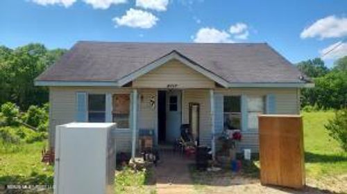 125 N College Street, Pontotoc, MS, 38863 | Card Image