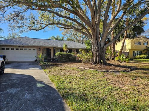 5230 Venetian Blvd Ne, St Petersburg, FL, 33703-3239 | Card Image