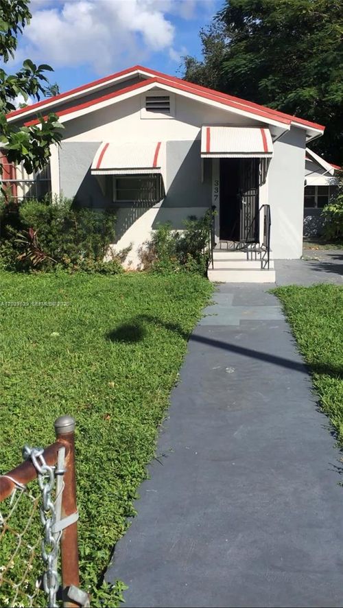 337 Ne 56th St, Miami, FL, 33137-2538 | Card Image
