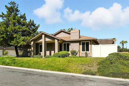 35-26116 Rainbow Glen Dr, Newhall, CA, 91321-1369 | Card Image