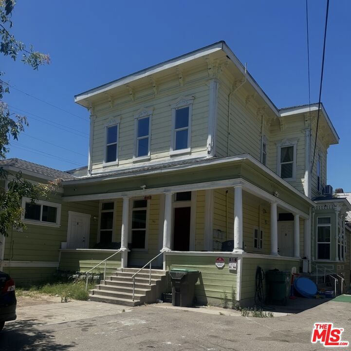 145 W Flora St, Stockton, CA 95202