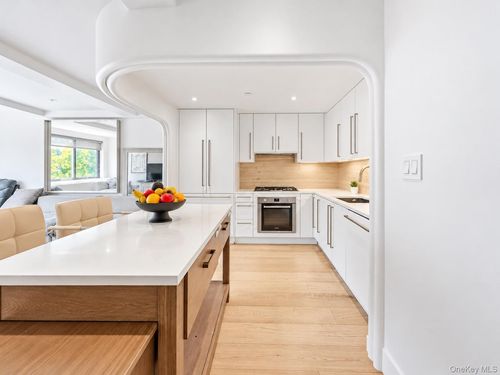 5b-533 E 12th Street, New York, NY, 10009 | Card Image