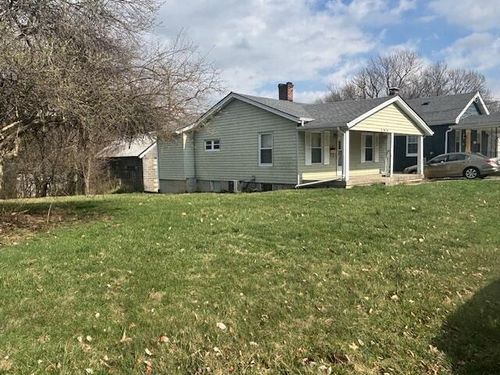 257 Sunset Dr, Highland Heights, KY, 41076-1232 | Card Image