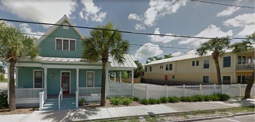2002 E 4th Ave, TAMPA, FL, 33605-5216 | Card Image