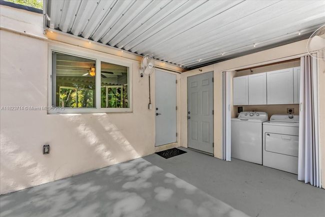 7341 Sw Sw 64 Court, House other with 3 bedrooms, 2 bathrooms and null parking in South Miami FL | Image 27