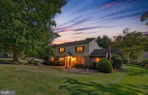 37 Scarlet Oak Dr, LAFAYETTE HILL, PA, 19444-2420 | Card Image