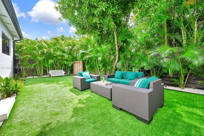 1010 Ne 83 Rd St, House other with 3 bedrooms, 3 bathrooms and null parking in Miami FL | Image 31