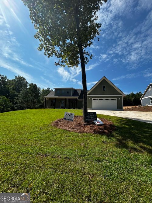 324 W Lakeview Dr Ne, Milledgeville, GA, 31061-9063 | Card Image