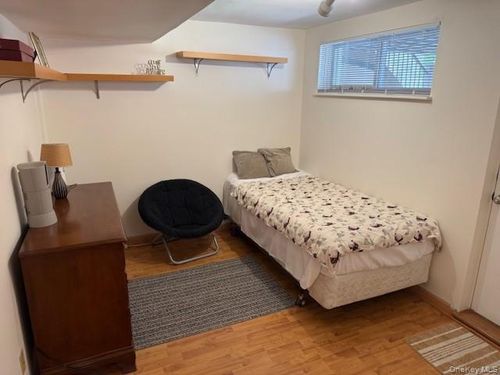 5 Sage Court, Huntington, NY, 11746 | Card Image