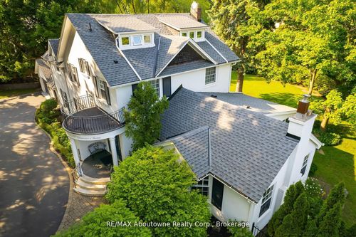 317 Gloucester Ave, Oakville, ON, L6J3W8 | Card Image