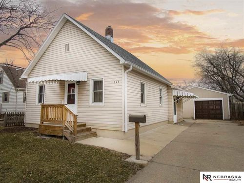 1548 E 5th St, Fremont, NE, 68025-5343 | Card Image