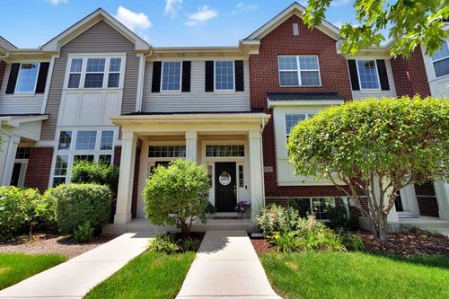 16745 Brighton Dr, Lemont, IL, 60439-4605 | Card Image