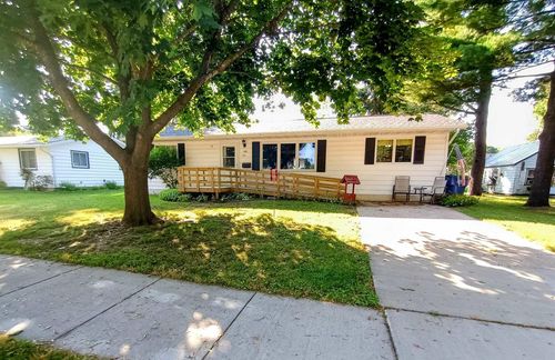 135 Robert Street, CLINTONVILLE, WI, 54929 | Card Image