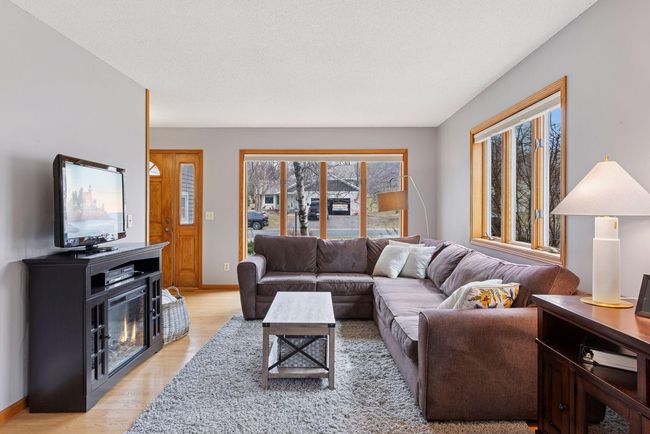 An abundance of natural lighting throughout | Image 8