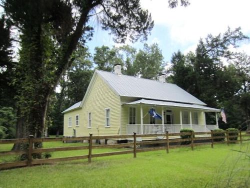 1730 French Santee Rd, Jamestown, SC, 29453-3135 | Card Image