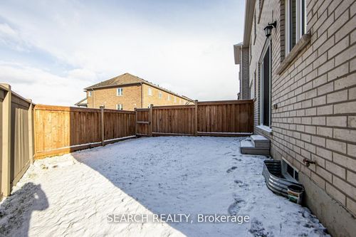 {{alt}} | Card Image