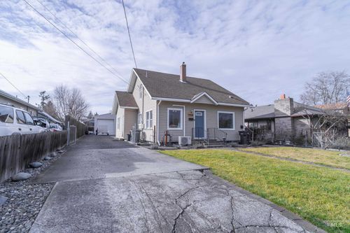 1110 13th St, Clarkston, WA, 99403-2526 | Card Image