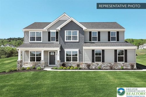 4-2010 Settlers Ridge Rd, SLATINGTON, PA, 18080-4165 | Card Image