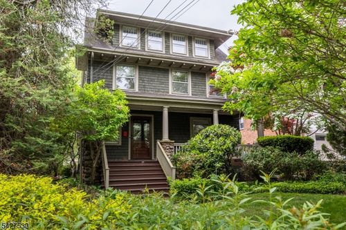 12 Mountain Ave, Maplewood, NJ, 07040-2525 | Card Image