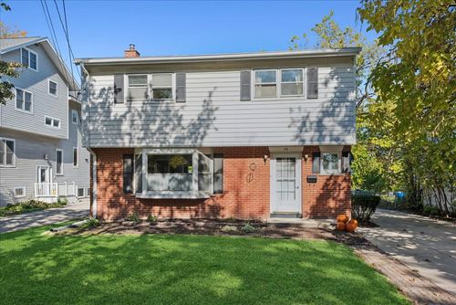 58 E Division St, Villa Park, IL, 60181-2101 | Card Image