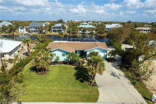 566 Boulder Dr, SANIBEL, FL, 33957-5304 | Card Image