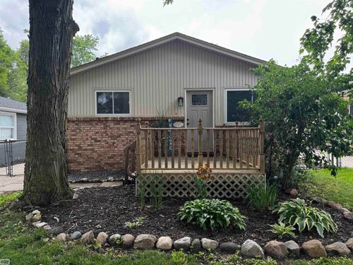 47473 Greenview Rd, Shelby Township, MI, 48317-2827 | Card Image