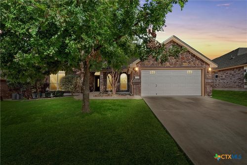 2504 Boxwood Dr, Harker Heights, TX, 76548-2734 | Card Image