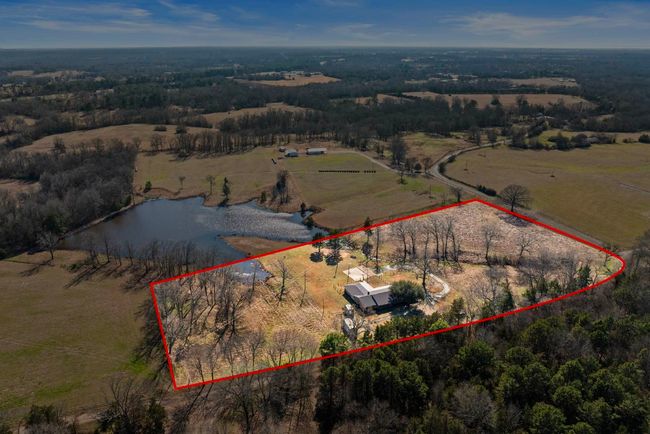 1484 County Road 3330, House other with 4 bedrooms, 3 bathrooms and null parking in Mount Pleasant TX | Image 37
