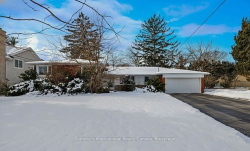 272 Pinehurst Dr, Oakville, ON, L6J4X3 | Card Image
