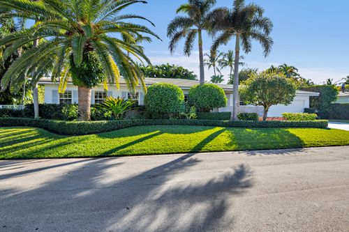 230 Osceola Way, Palm Beach, FL, 33480-3133 | Card Image