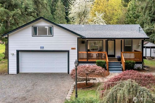 19827 Renton Maple Valley Rd Se, Maple Valley, WA, 98038-8933 | Card Image