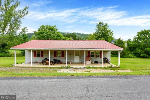 2025 Fairground Road, LIVERPOOL, PA, 17045 | Card Image