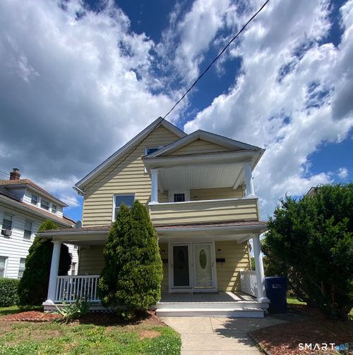 7 Gardners Ln, Ansonia, CT, 06401-1408 | Card Image