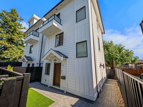 3-3786 Peter St, Burnaby, BC, V5J1N4 | Card Image
