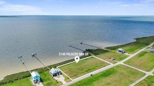 3149 Palacios Bay Dr, Palacios, TX, 77465 | Card Image