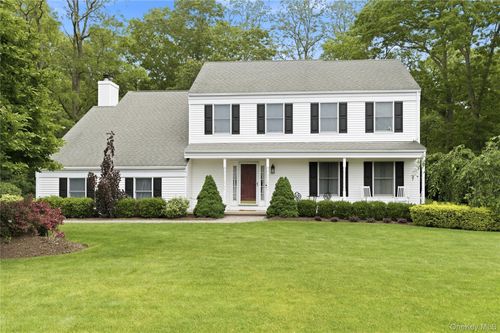 21 Tallmadge Trl, Miller Place, NY, 11764-2327 | Card Image