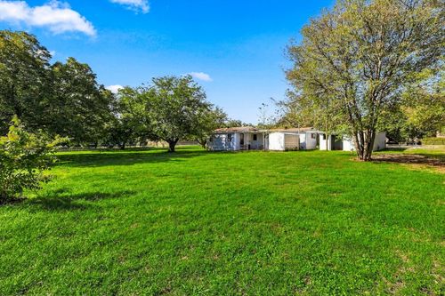 12209 Moonway Ln, Burleson, TX, 76028-6635 | Card Image