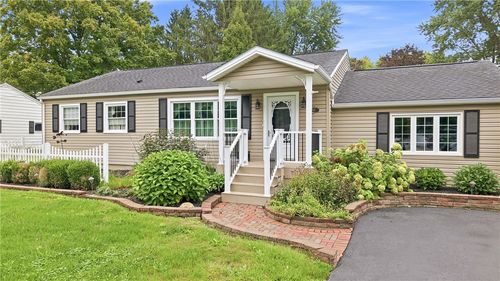3760 Morefield Rd, Hermitage, PA, 16148-3715 | Card Image