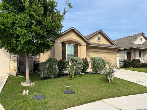 1871 Baron Dr, New Braunfels, TX, 78130-3878 | Card Image
