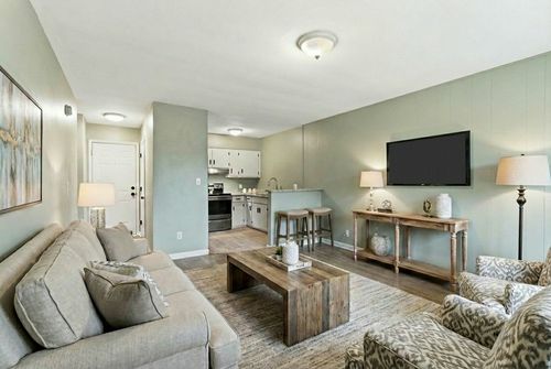 apt-d3-2020 Beech Ave, Nashville, TN, 37204-2172 | Card Image