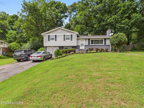 4425 Deerfield Rd, Knoxville, TN, 37921-3116 | Card Image