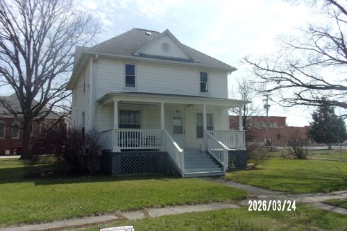107 Chicago St, Milford, IL, 60953-1007 | Card Image
