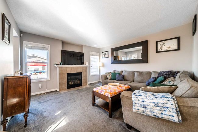 90 Autumn Green Se, Home with 4 bedrooms, 3 bathrooms and 2 parking in Calgary AB | Image 14