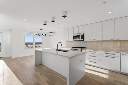 3c-126 North Street, Portland, ME, 04101 | Card Image